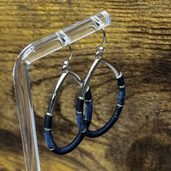 Blue & Black Thread Wrapped Silver Earrings - Picture 5 of 6